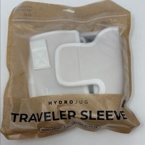 HydroJug Traveler Sleeve in Classic Cream -insulating sleeve
